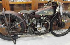 1926 peashooter 350cc board track racer.JPG